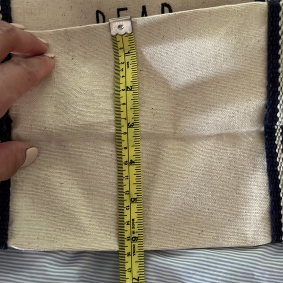 Rae Dunn Mama Bear Tote - Picture 6 of 6